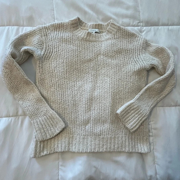 Vince Sweaters - VINCE Ivory 100% Merino Wool long sleeve Chunky knit sweater in size XS
